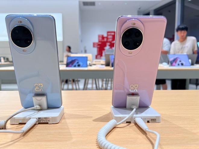 全系标配双向北斗卫星通信华为nova15系列详细配置曝光或10月发布(图3)