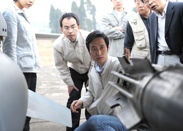 一战成名的歼10C总师王海峰3年前就登上了《科学中国人》封面(图4)