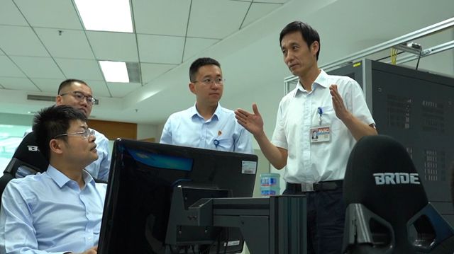 一战成名的歼10C总师王海峰3年前就登上了《科学中国人》封面(图6)